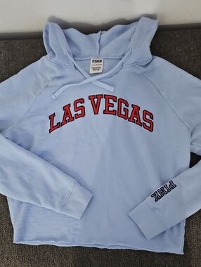 ⭐️VS PINK LAS VEGAS BABY BLUE PULLOVER HOODIE XS/S⭐️